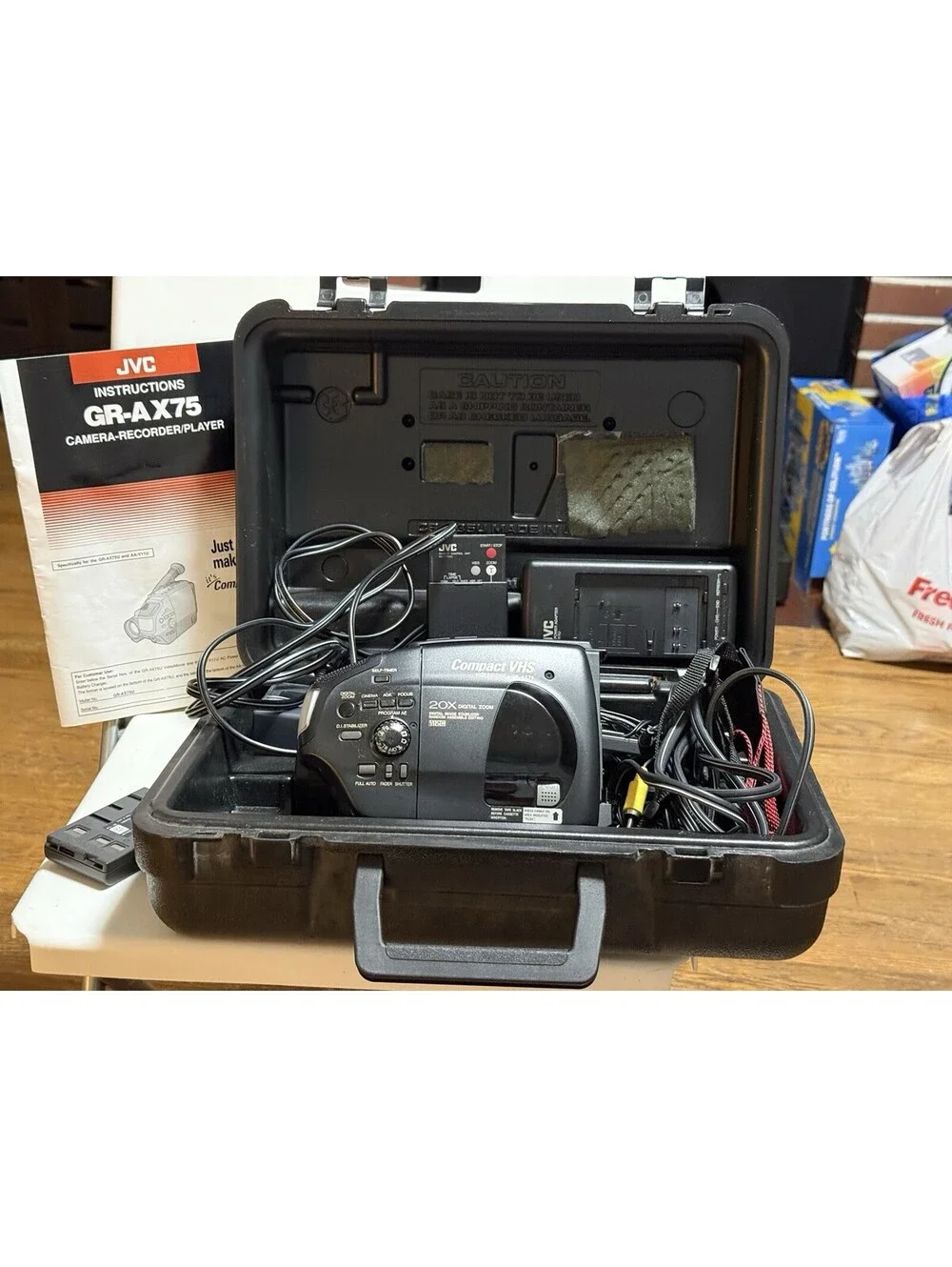 JVC GR-AX75U VHS C Camcorder, With Case , Cables , Manual , Working Great